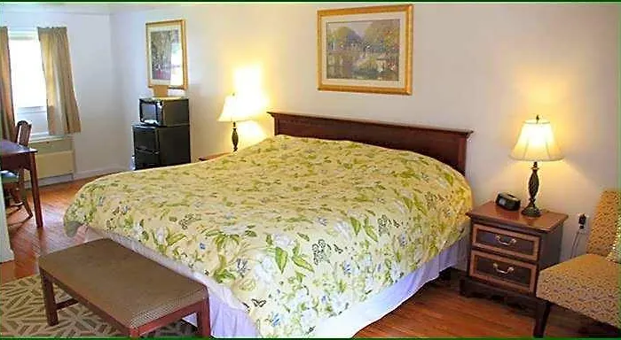 Lodge At Kennebunk